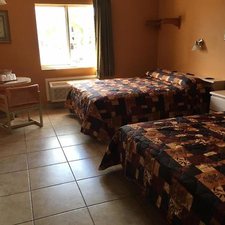 Hialeah Motel - Adults Only Miami Exteriör bild