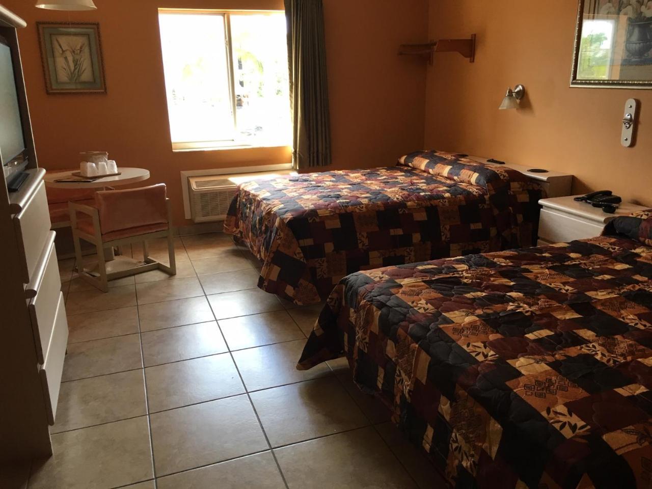 Hialeah Motel - Adults Only Miami Exteriör bild